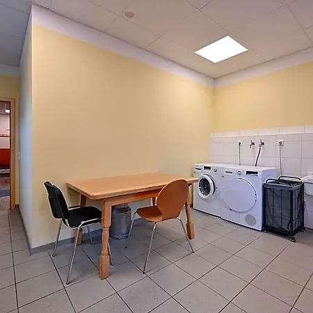 Rote Hostel *